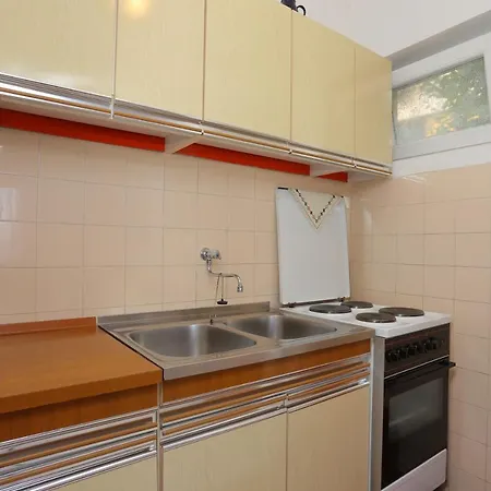 With A Parking Space Duce, - 20858 Apartman Omis