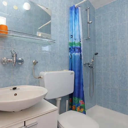 With A Parking Space Duce, - 20858 Apartman Omis