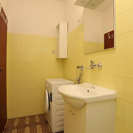 With A Parking Space Duce, - 20858 Apartman Omis